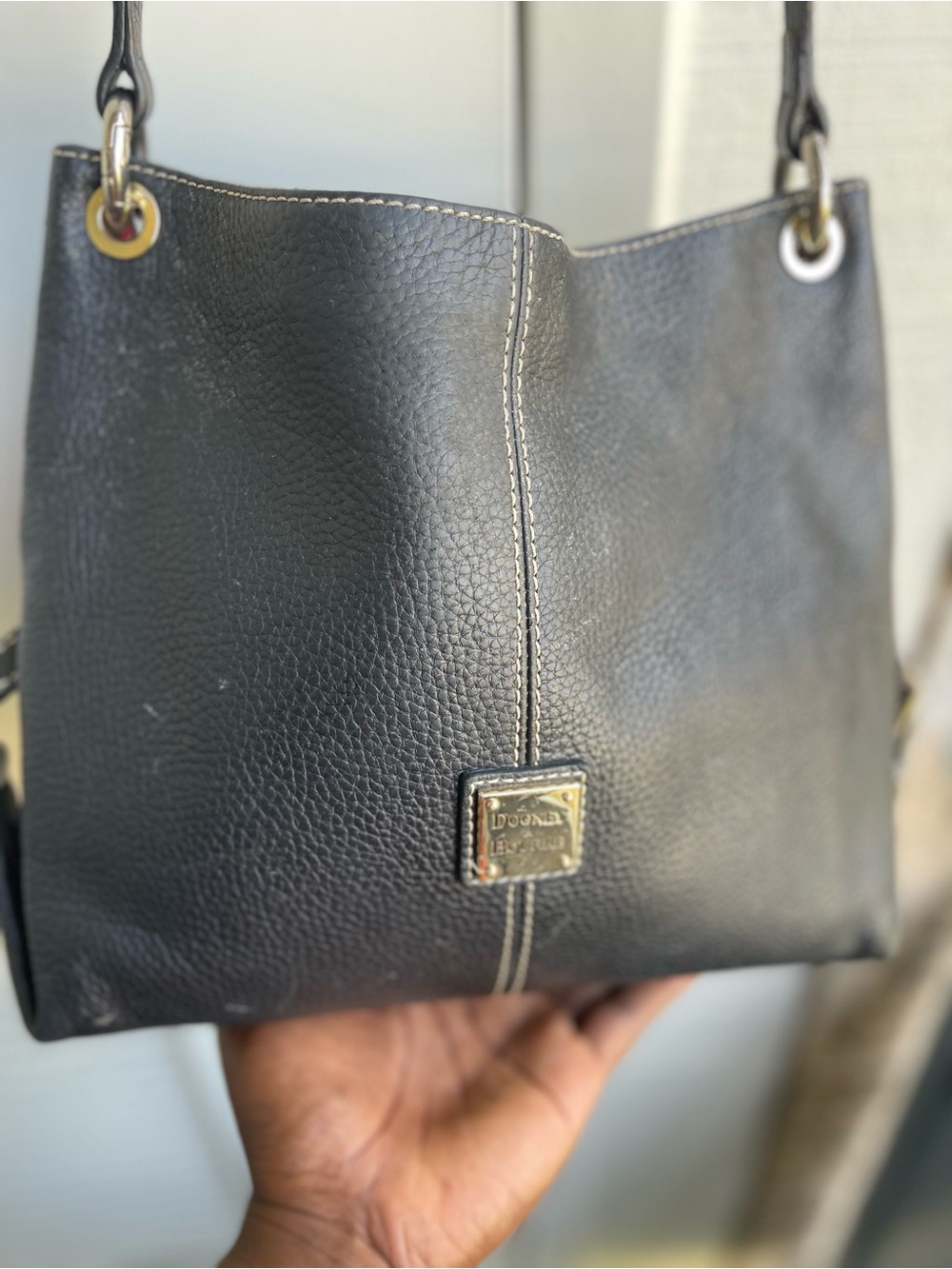 black dooney and bourke  crossbody handbag pebble leather large